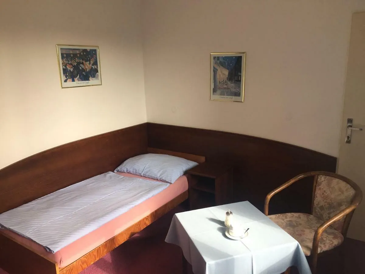 Hotel-Pension KAMÝK Praha 3*,  Česká republika